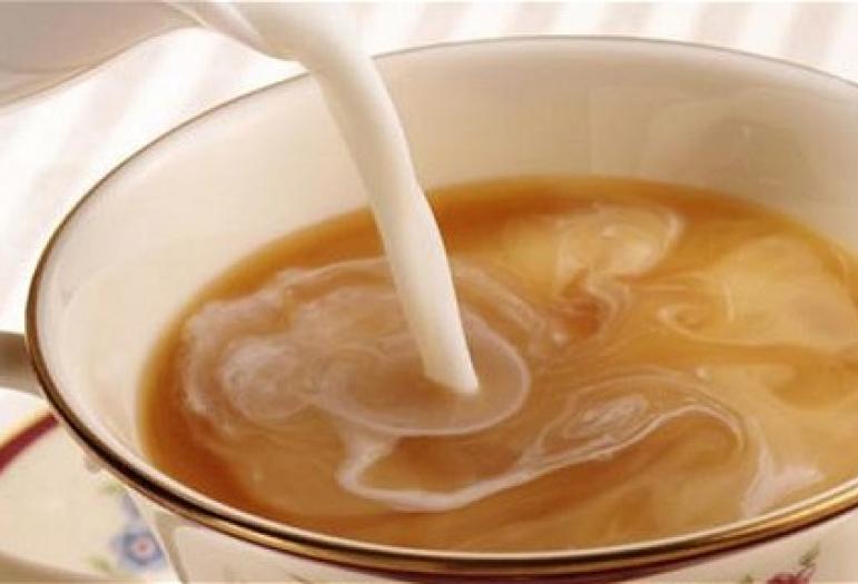 The Secret Behind the Perfect Dhaba Chai: Why Restaurants Are Switching to Specialized Tea Creamer