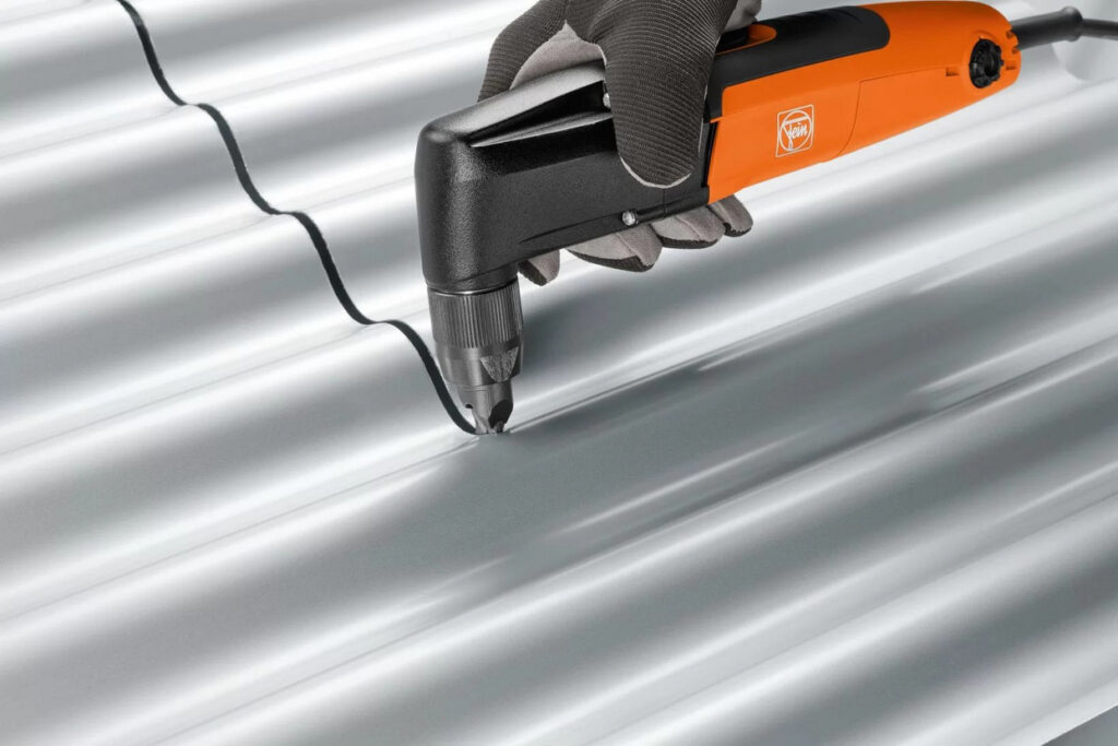 Best Metal Roofing Cutters Compared: Which Tool Performs Best